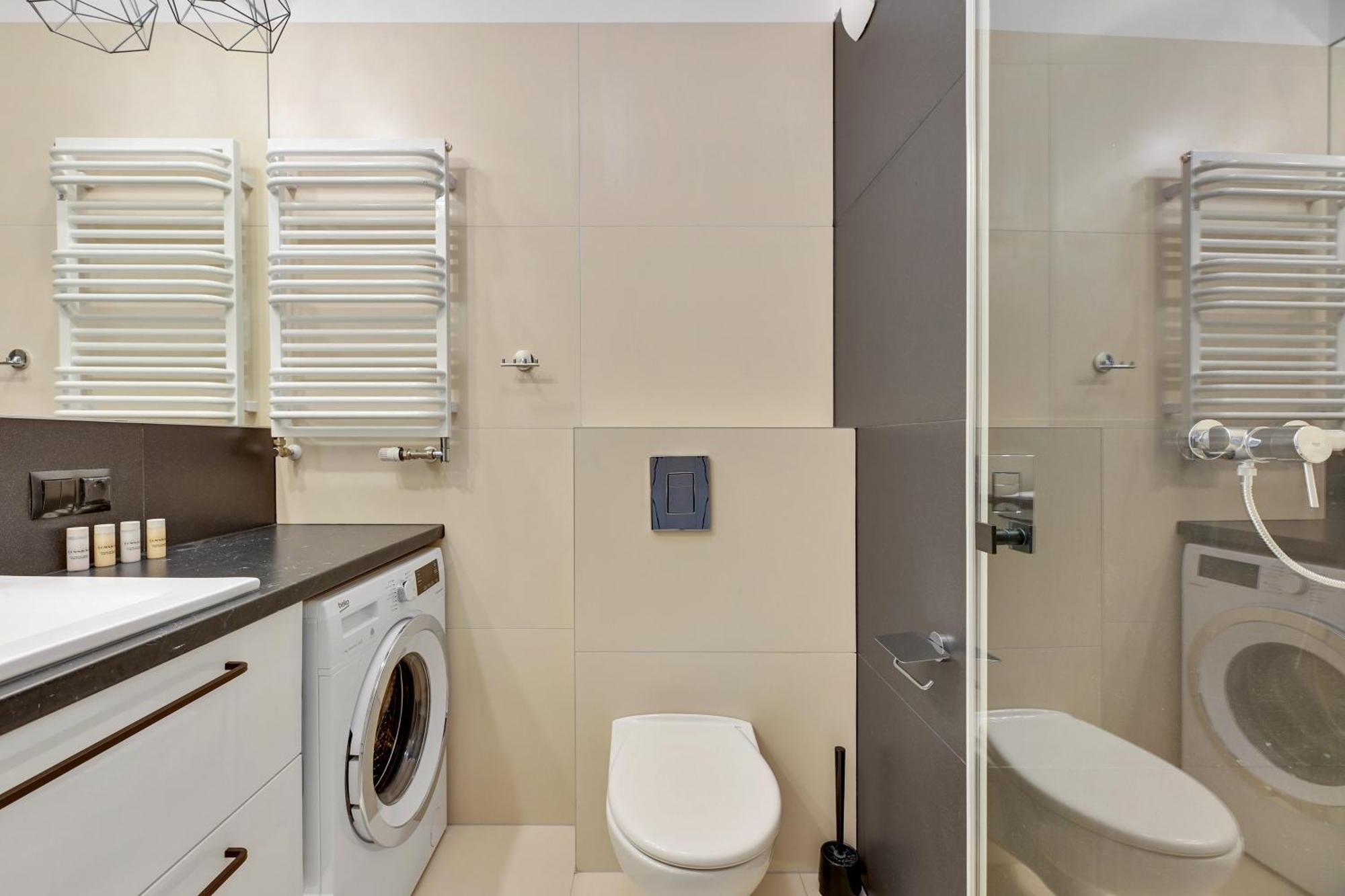 Waterlane Island - Riverview Pool, & Gym By Downtown Apartament Gdańsk