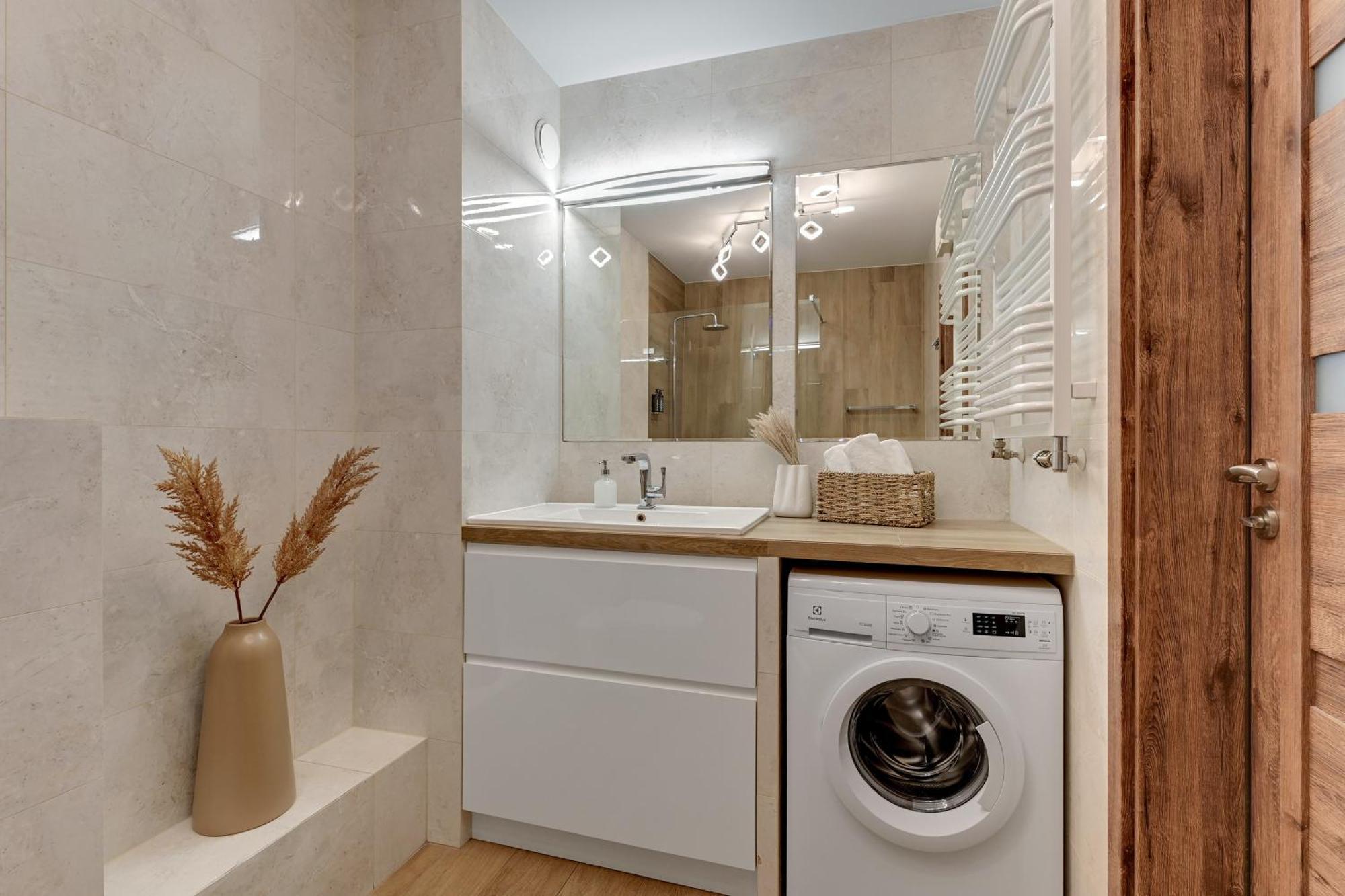 Waterlane Island - Riverview Pool, & Gym By Downtown Apartament