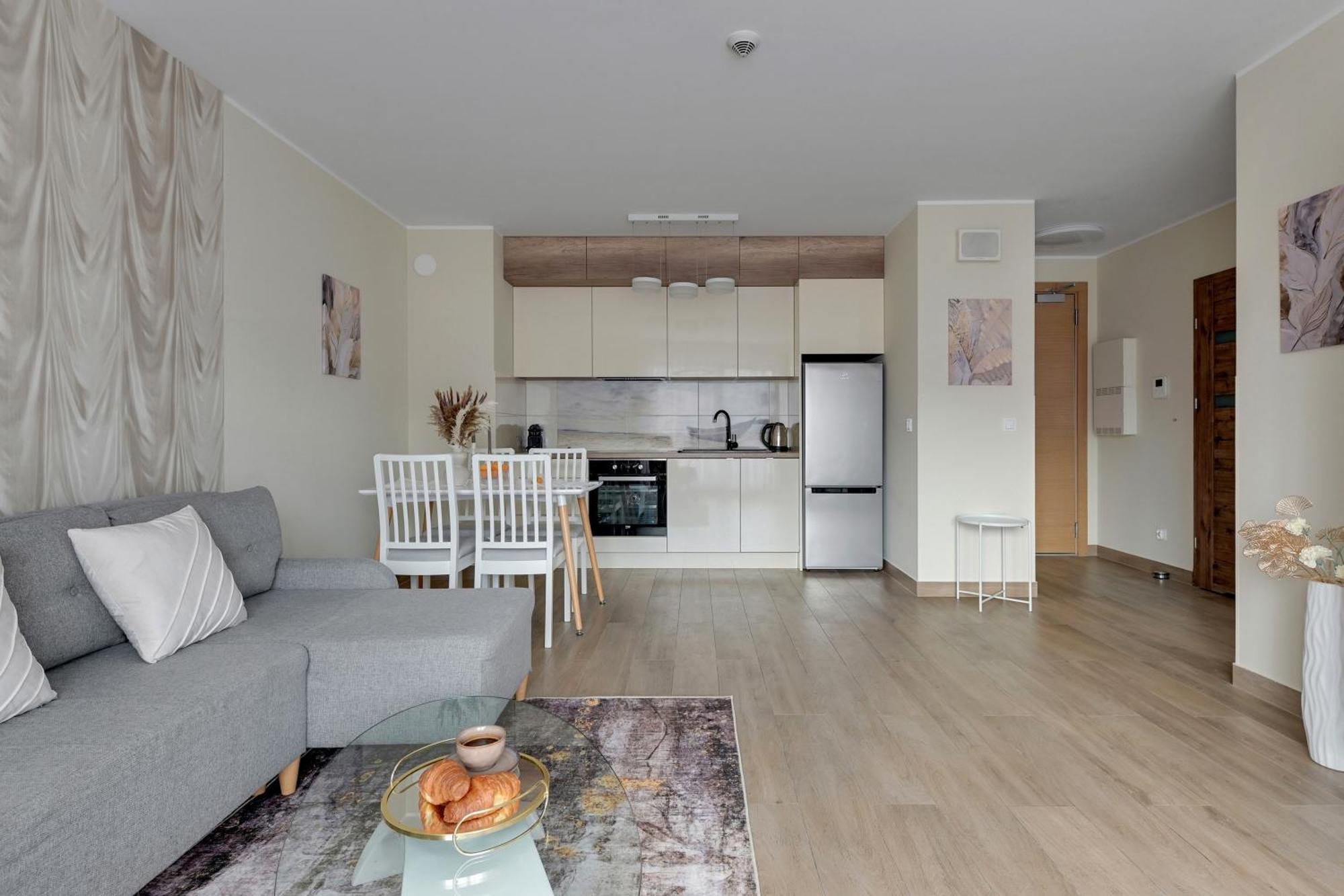 Apartament Waterlane Island - Riverview Pool, & Gym By Downtown *